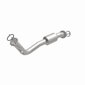 Toyota RAV4 Catalytic Converter - Magnaflow - California Grade CARB Compliant Direct-Fit - `13-`15