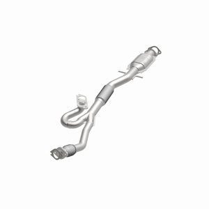 Chevrolet Impala Catalytic Converter - Magnaflow - California Grade CARB Compliant Direct-Fit - `14-`17