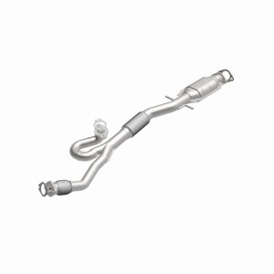Chevrolet Impala Catalytic Converter - Magnaflow - California Grade CARB Compliant Direct-Fit - `14-`17