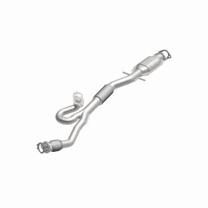 Chevrolet Impala Catalytic Converter - Magnaflow - California Grade CARB Compliant Direct-Fit - `14-`17