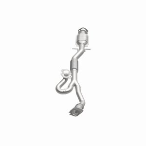 Chevrolet Impala Catalytic Converter - Magnaflow - California Grade CARB Compliant Direct-Fit - `14-`17