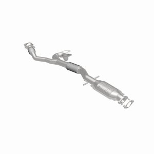 Chevrolet Impala Catalytic Converter - Magnaflow - California Grade CARB Compliant Direct-Fit - `14-`17