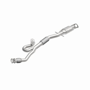Chevrolet Impala Catalytic Converter - Magnaflow - California Grade CARB Compliant Direct-Fit - `14-`17