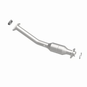 Nissan Juke Catalytic Converter - Magnaflow - California Grade CARB Compliant Direct-Fit - `11-`13