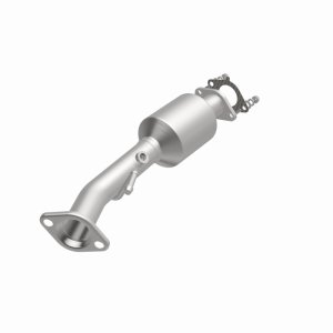 Nissan NV200 Catalytic Converter - Magnaflow - California Grade CARB Compliant Direct-Fit - `13-`15