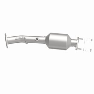Nissan NV200 Catalytic Converter - Magnaflow - California Grade CARB Compliant Direct-Fit - `13-`15