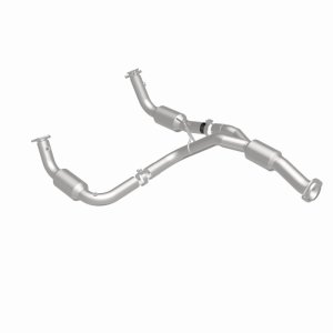 Chevrolet Express 3500 Catalytic Converter - Magnaflow - Direct Fit - `12-`17