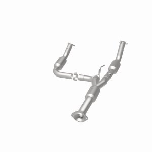 Chevrolet Express 3500 Catalytic Converter - Magnaflow - Direct Fit - `12-`17