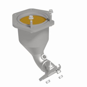 Nissan Pathfinder Catalytic Converter - Magnaflow - Direct Fit - 2013