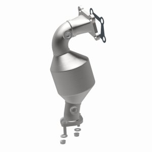 Chevrolet Equinox Catalytic Converter - Magnaflow - California Grade CARB Compliant Direct-Fit - `10-`16