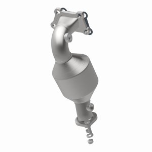 Chevrolet Equinox Catalytic Converter - Magnaflow - California Grade CARB Compliant Direct-Fit - `10-`16