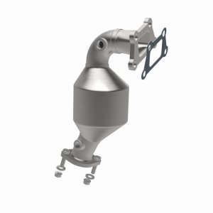 GMC Terrain Catalytic Converter - Magnaflow - California Grade CARB Compliant Direct-Fit - `10-`16