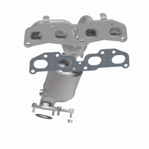 Nissan Rogue Select Catalytic Converter - Magnaflow - Direct Fit - `14-`15 Nissan Rogue Select Catalytic Converter - Magnaflow - Direct Fit - `14-`15