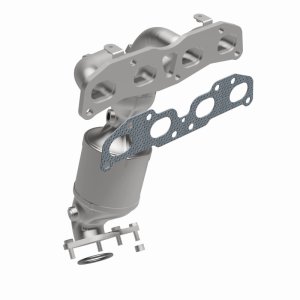 Nissan Rogue Select Catalytic Converter - Magnaflow - Direct Fit - `14-`15 Nissan Rogue Select Catalytic Converter - Magnaflow - Direct Fit - `14-`15