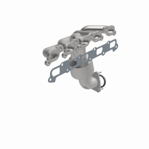 Chevrolet Colorado Catalytic Converter - Magnaflow - California Grade CARB Compliant, Direct Fit - `08-`12