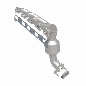 Chevrolet Colorado Catalytic Converter - Magnaflow - California Grade CARB Compliant, Direct Fit - `08-`12