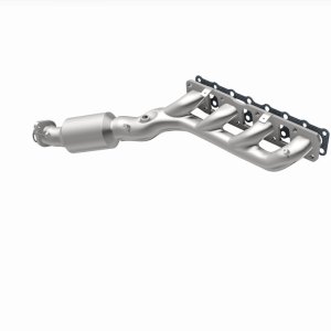 Nissan Titan Performance Exhaust - Magnaflow - Direct-Fit Catalytic Converter - `05-`06