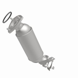 Chevrolet Traverse Catalytic Converter - Magnaflow - California Grade CARB Compliant Direct-Fit - `09-`15