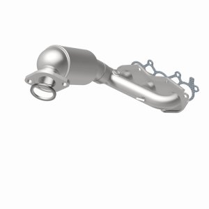 Toyota Sienna Catalytic Converter Direct Fit - Magnaflow - California Grade CARB Compliant - `11-`15