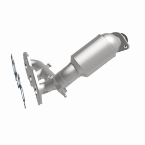 Toyota Sienna Catalytic Converter Direct Fit - Magnaflow - California Grade CARB Compliant - `11-`15