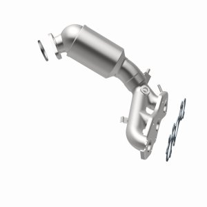 Toyota Sienna Catalytic Converter Direct Fit - Magnaflow - California Grade CARB Compliant - `11-`15