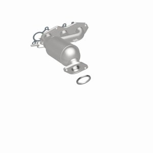 Toyota Sienna Catalytic Converter - Magnaflow - Direct Fit - 2011