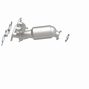 Toyota Sienna Catalytic Converter - Magnaflow - Direct Fit - 2011