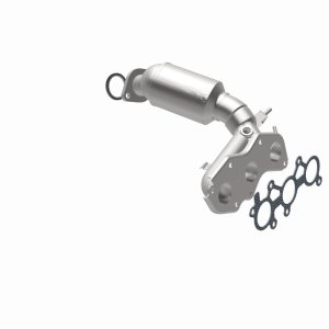 Toyota Sienna Catalytic Converter - Magnaflow - Direct Fit - 2011