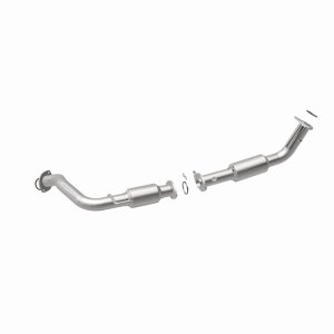 Toyota Sequoia Catalytic Converter - Magnaflow - CARB Compliant Direct-Fit - `08-`17