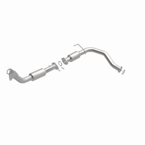 Toyota Sequoia Catalytic Converter - Magnaflow - CARB Compliant Direct-Fit - `08-`17