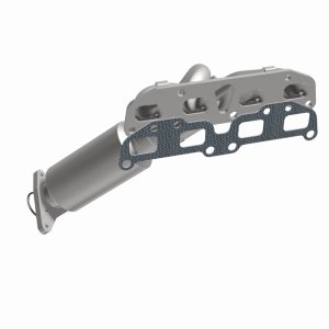 Nissan Frontier Catalytic Converter - Magnaflow - Direct Fit - `05-`16
