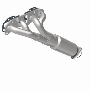 Nissan Frontier Catalytic Converter - Magnaflow - Direct Fit - `05-`16