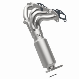 Nissan Frontier Catalytic Converter - Magnaflow - Direct Fit - `05-`16