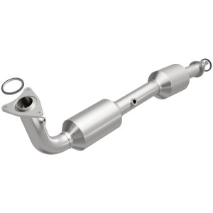 Toyota Sequoia Catalytic Converter - Magnaflow - California Grade CARB Compliant Direct-Fit - `08-`09 Toyota Sequoia Catalytic Converter - Magnaflow - California Grade CARB Compliant Direct-Fit - `08-`09
