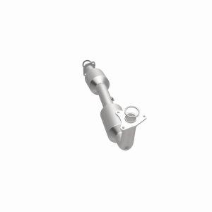 Toyota Tundra Catalytic Converter - Magnaflow - California Grade CARB Compliant Direct-Fit - `07-`09