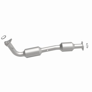 Toyota Sequoia Catalytic Converter - Magnaflow - CARB Compliant Direct-Fit - `08-`17