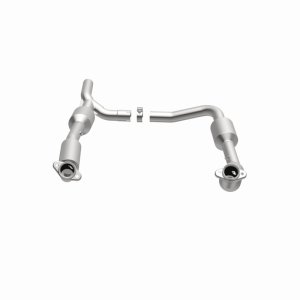 Ford E-150 Catalytic Converter - Magnaflow - California Grade CARB Compliant Direct-Fit - `07-`08