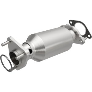 Nissan Frontier Catalytic Converter - Magnaflow - California Grade CARB Compliant Direct-Fit - `07-`19