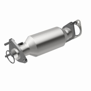 Nissan Xterra Catalytic Converter - Magnaflow - California Grade CARB Compliant Direct-Fit - `07-`15