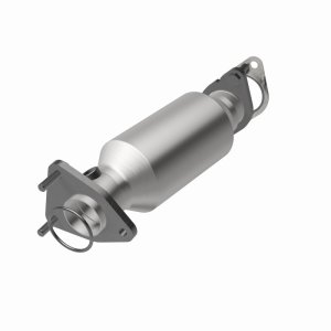 Nissan Xterra Catalytic Converter - Magnaflow - California Grade CARB Compliant Direct-Fit - `07-`15