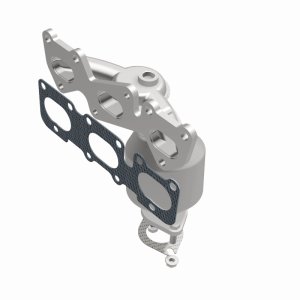 Kia Sedona Catalytic Converter - Magnaflow - California Grade CARB Compliant - `06-`10