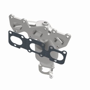 Kia Sedona Catalytic Converter - Magnaflow - California Grade CARB Compliant - `06-`10