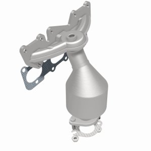 Kia Sedona Catalytic Converter - Magnaflow - California Grade CARB Compliant - `06-`10