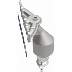 Kia Sedona Catalytic Converter - Magnaflow - California Grade CARB Compliant - `06-`10