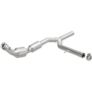 Ford F-150 Catalytic Converter - Magnaflow - Direct Fit - 2004