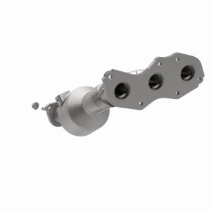 Toyota RAV4 Catalytic Converter - Magnaflow - California Grade CARB Compliant Direct-Fit - `06-`12