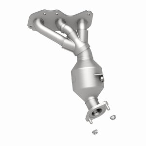 Toyota RAV4 Catalytic Converter - Magnaflow - California Grade CARB Compliant Direct-Fit - `06-`12