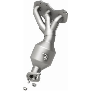 Toyota RAV4 Catalytic Converter - Magnaflow - California Grade CARB Compliant Direct-Fit - `06-`12