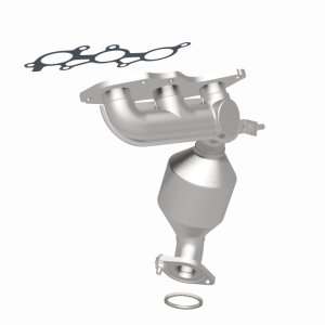 Toyota Sienna Catalytic Converter - Magnaflow - Direct Fit, California Grade, CARB Compliant - `07-`11