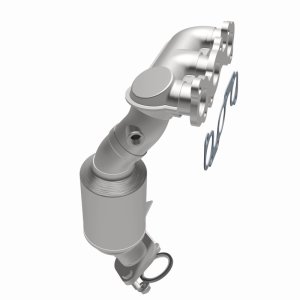 Toyota Highlander Catalytic Converter - Magnaflow - Direct Fit - `04-`07